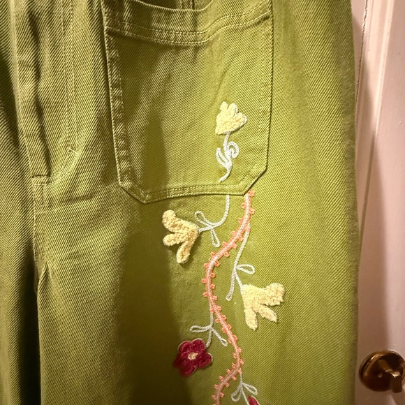 Free People We The Free Summer Bloom embroidered Jeans 
Size 32 - Picture 6 of 15